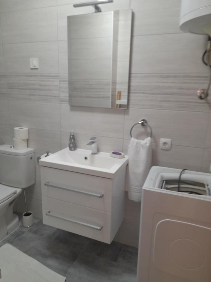 Apartment Bicanic วีร์ ภายนอก รูปภาพ